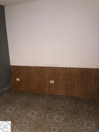 Imagem Imóvel em São Paulo / Zona sul / Jardim Shangrila / 2 casas no terreno.