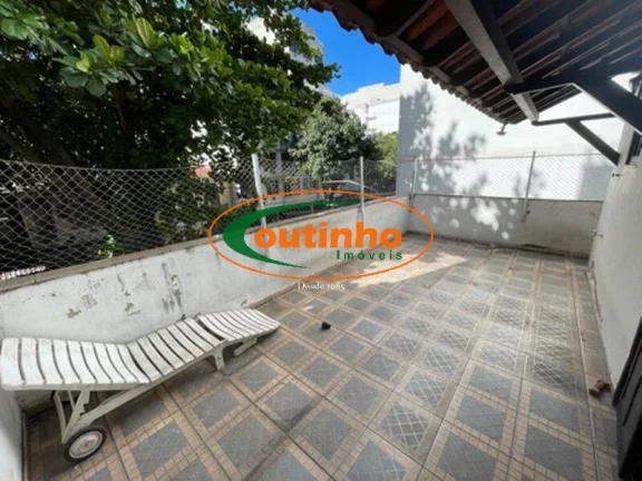 Imagem (28521) Rua Doutor Satamini - Tijuca