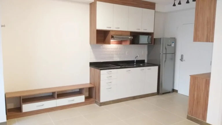Imagem Apartamento 38M², 1Q, 1 Banheiro, 1 Vaga, Móveis Planejados e Embutidos, Terraço Envidraçado, Piscina, Piscina Aquecida, Quadra de Tênis, Deck Molhado
