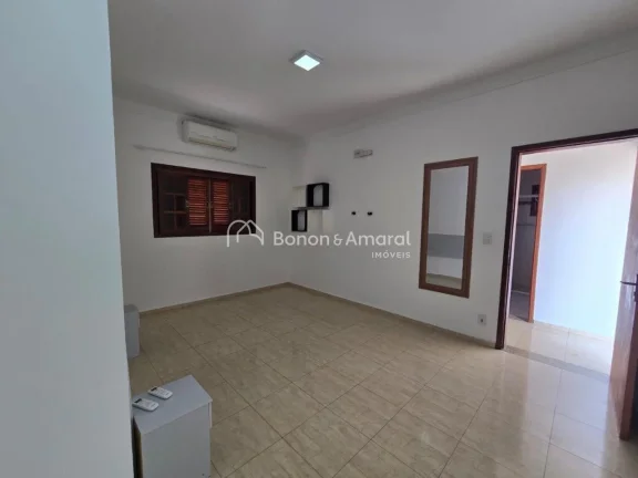Imagem Esta linda residência une conforto e sofisticação em cada detalhe. São 3 dormitórios, sendo 1 s...