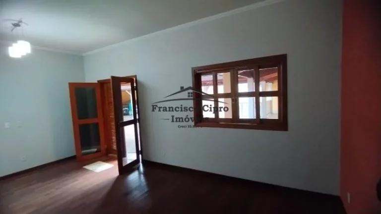 Imagem Casa à venda no bairro Portal das Colinas - Guaratinguetá/SP