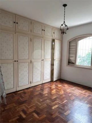 Imagem Casa à venda ou para alugar com 4 quartos, sendo 1 suíte, em Butantã, São Paulo - SP