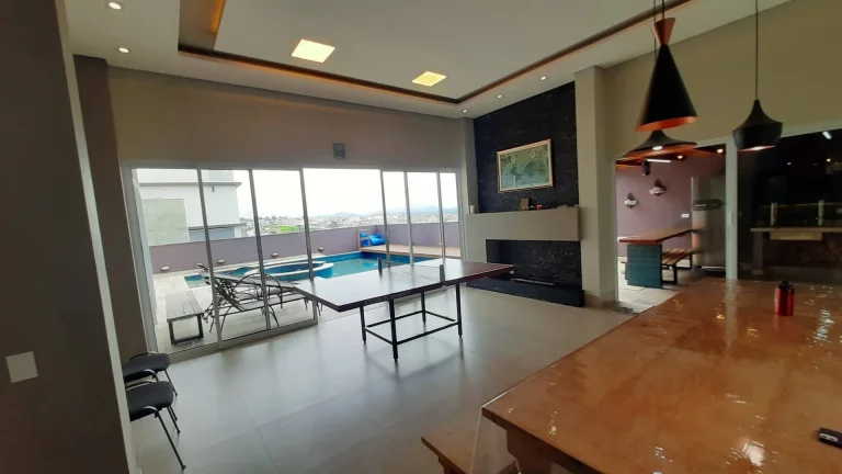 Imagem Casa alto padrão no condomínio Vila Real