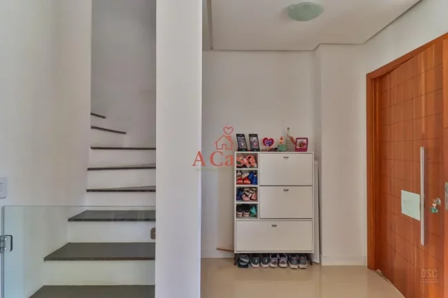 Imagem Sobrado com 3 Dormitorio(s) localizado(a) no bairro Mário Quintana em Porto Alegre / Rio Grande do Sul Ref.:172