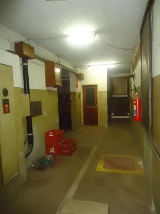 Imagem Excelente barracão para locação com ótima localização, duas entradas, guarita, almoxarifado, v...