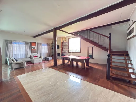 Imagem CASA EM PEDRA AZUL