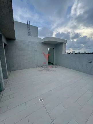 Imagem Cobertura à venda no bairro de Mangabeira VIII