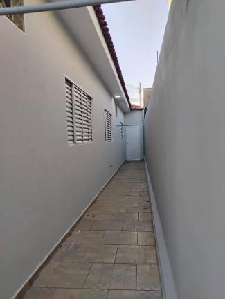 Imagem Linda casa 3 dormitorios - ACEITA corretores para auxilio de vendas