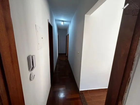 Imagem Casa à venda em São José dos Campos, Jardim das Indústrias - 250m²