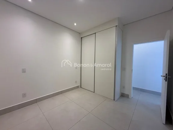Imagem Casa Térrea à Venda com 3 Suítes no Condomínio Terras do Cancioneiro - Paulínia/SP

204 m² de ...