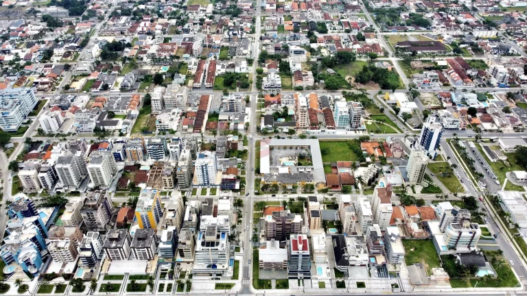 Imagem APARTAMENTO com 2 dormitórios à venda com 168.96m² por R$ 720.000,00 no bairro Caiobá - MATINHOS / PR