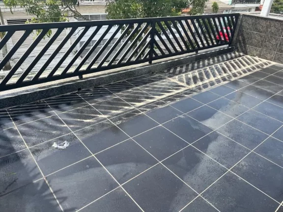 Imagem Sobrado com 3 dormitórios à venda, 155 m² por R$ 890.000,00 - Jardim dos Ipês - Suzano/SP