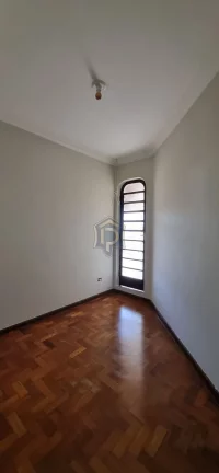 Imagem Casa Sobrado em Vila Morangueira, Maringá/PR