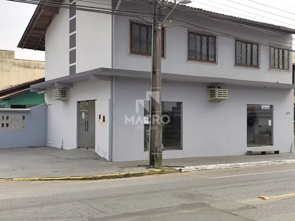 Imagem Casa com sala comercial | Barra do Rio Cerro