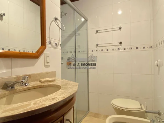 Imagem Apartamento à venda em Campos do Jordão – Duplex com 04 Suítes