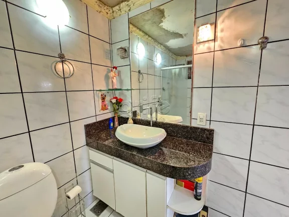 Imagem # Casa dos Seus Sonhos à Venda no Bairro Montese ### Descrição do Imóvel Apresentamos uma casa e...