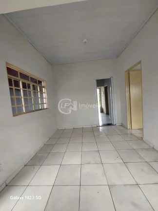Imagem Casa bem localizada