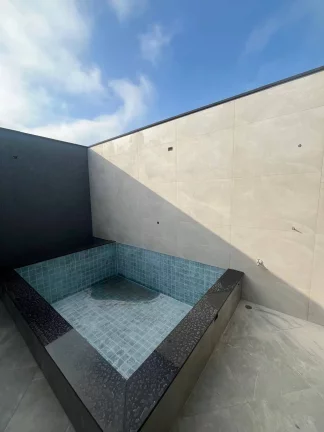 Imagem SOBRADO - JARDIM DAS FLORES - 03 dormitórios - PISCINA E 06 VAGAS