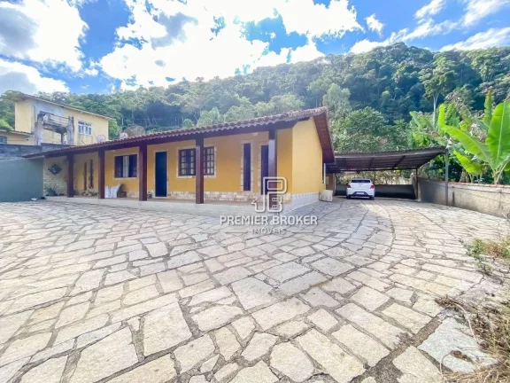 Imagem Casa à venda, 114 m² por R$ 500.000,00 - Pessegueiros - Teresópolis/RJ