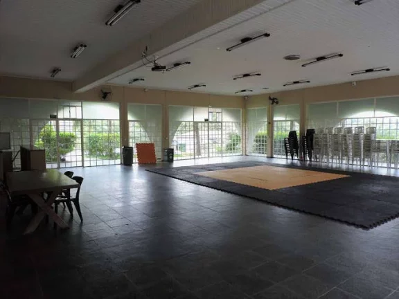 Imagem Cond. Vila Verde (Km 36 R.Tavares) - Zero Km, moderna, 3 sts, piscina!