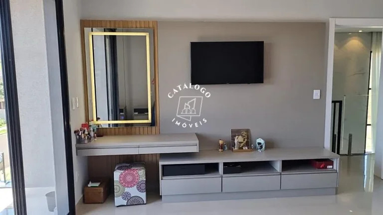 Imagem Casa em Condomínio a Venda no bairro Residencial e Empresarial Alphaville - Ribeirão Preto, SP