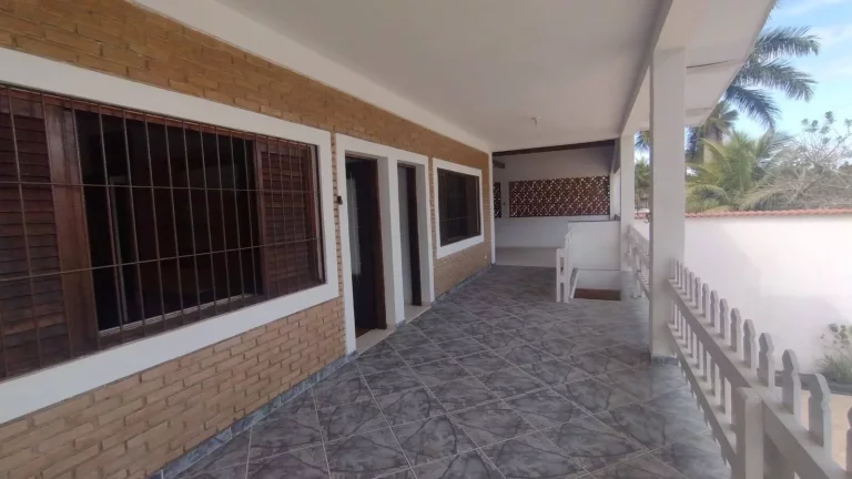 Imagem CASA PRAIA DA LAGOINHA - SETE DORMITÓRIOS