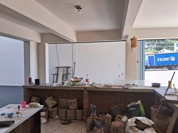 Imagem Ótimo barracão, próximo à Av. Duque de Caxias