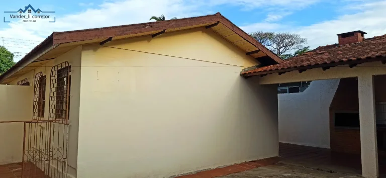 Imagem CASA COM 3 DORMITÓRIOS MAIS EDICOLA COM SUITE A VENDA NO CJ. LIBRA-FOZ DO IGUAÇU