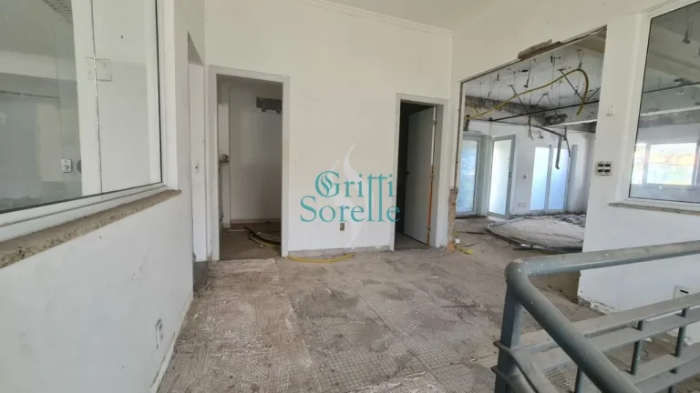 Imagem Sobrado Comercial à Venda em Jardim Paulista - São Paulo/SP.