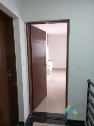 Imagem SANTO ANDRÉ Cobertura 84M², 2 dormitórios, 1 vaga com ótima localização e valor!!!
