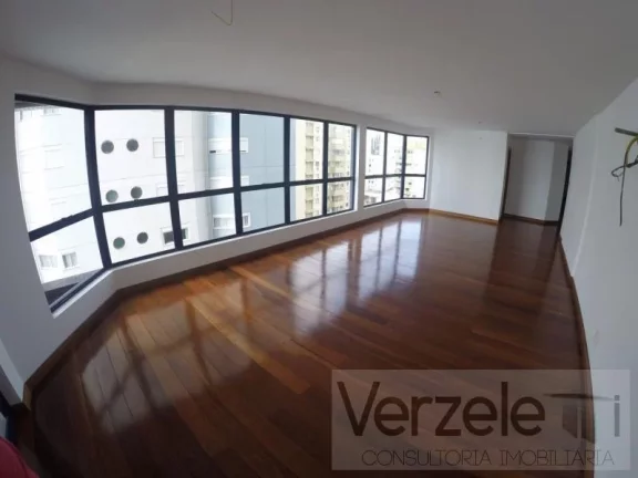 Imagem Frente ao Mar para Venda em Balneário Camboriú / SC no bairro Centro