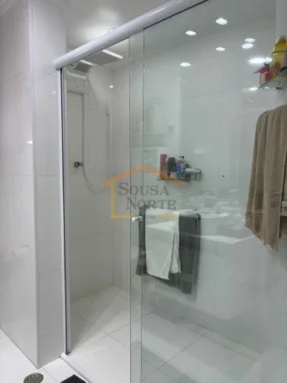 Imagem Apartamento totalmente reformado, com 65m², 3 quartos, sendo 2 conjugados e 1 suíte, sala para doi...