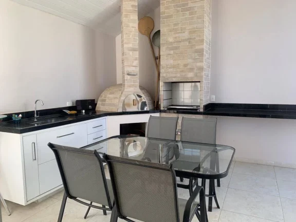 Imagem Casa térrea 3 suítes 01 com closet - Avalia permuta por apartamento