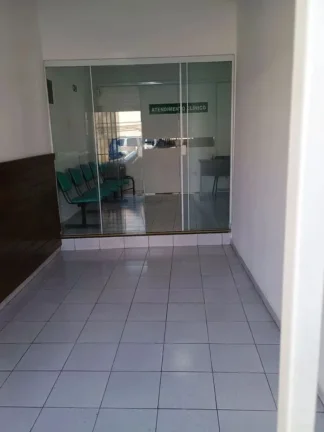 Imagem Ponto Comercial em Sorocaba-SP: Locação na Vila Hortência com 3 salas, 1 banheiro e 220m² de área!