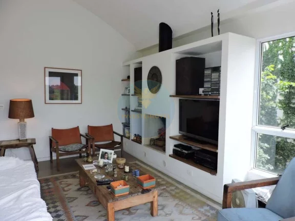 Imagem Casa em Condomínio a Venda no bairro Granja Viana - Cotia, SP