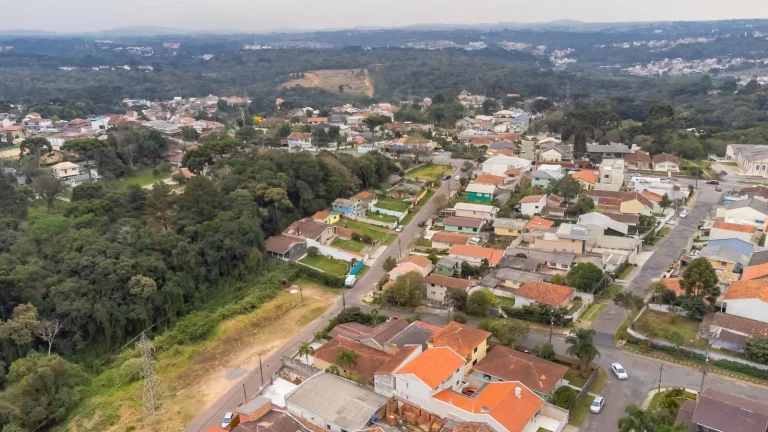 Imagem Terreno de esquina em Santa Felicidade