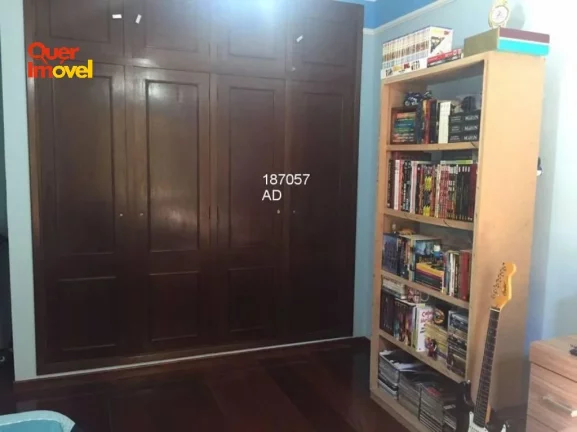 Imagem Casa à venda no Jardim Paulistano, Ribeirão Preto-SP: 3 quartos, 1 suíte, 2 salas, 4 banheiros, 3 vagas de garagem. 206 m². Zona leste! Quer Imóvel Negócios Imobiliários.