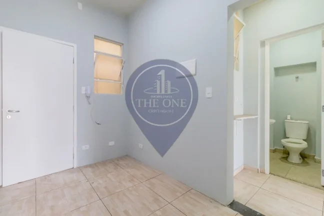 Imagem Excelente Oportunidade: Conjunto Comercial à Venda em São Paulo-SP, Bairro República - 1 Sala, 1 Banheiro, 36m² de Área