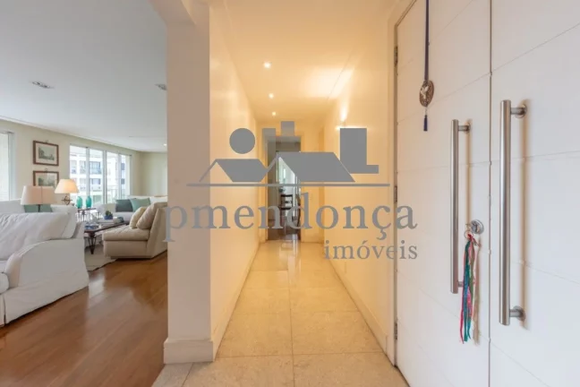 Imagem Apartamento Alto da Lapa com 4 sui­tes e 5 vagas, 366 m2