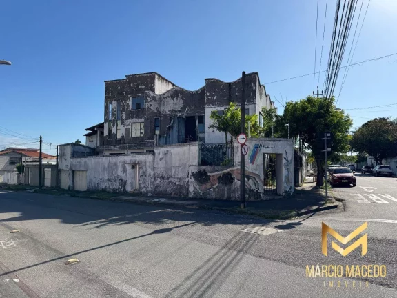 Imagem Casa com 7 dormitórios à venda, 641 m² por R$ 895.000,00 - São João Do Tauape - Fortaleza/CE