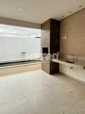 Imagem Casa com à venda no Cond. Velho Chico, 3 quartos, sendo 02 suítes, piscina