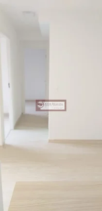 Imagem Alugue Apartamento com valor de oportunidade em Jardim marajoara. Alugo apartamento próximo ao Shppping Interlagos, com 2 dormitorios, 1 vaga, Storage no Subsolo, condomínio com piscina, Academia, churrasqueira, oportunidade de locação. R$ 2.000, Condomín