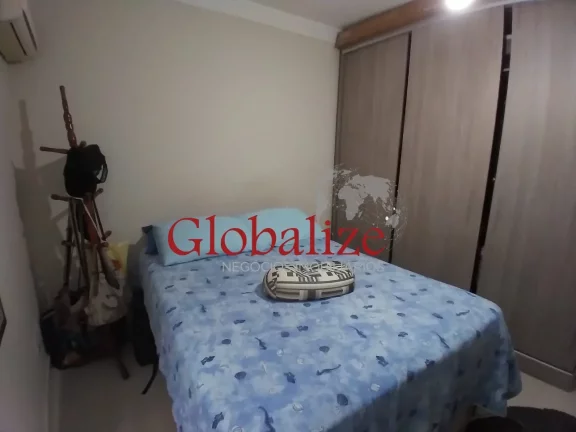 Imagem Apartamento térreo com 2 dormitórios com vaga de garagem no bairro Aparecida em Santos