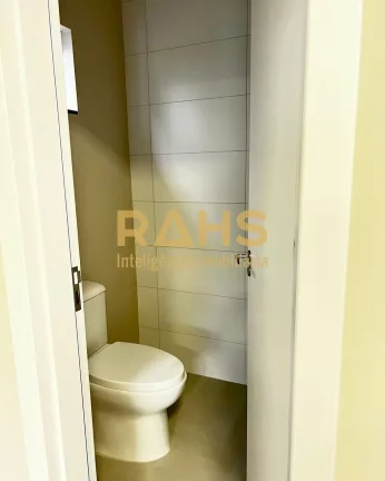 Imagem Se você está procurando localização, bairro nobre, comodidade, esse Sobrado é a opção certa! ...