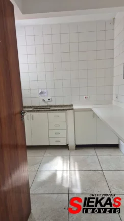 Imagem Excelente Ponto Comercial para Locação no Tatuapé, SP: 3 Banheiros, 2 Vagas, 200m² - Imperdível!