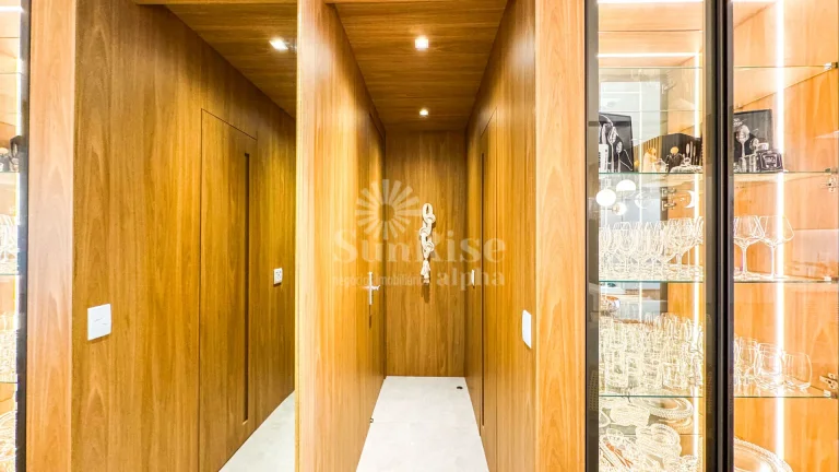 Imagem Apartamento Mobiliado e Decorado com 3 quartos e 2 vagas | 92 m² - R$1.850.000, | Alphaville - 18 do Forte