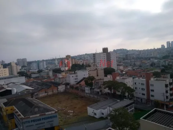 Imagem Sala Comercial à venda bem localizada no Rudge Ramos, 2 WC´s, 1 vaga determinada e coberta, 62m²