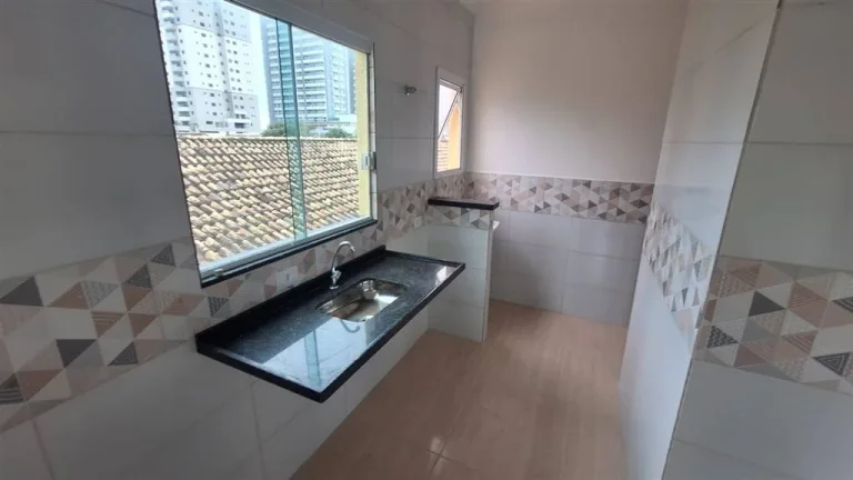 Imagem Casa 2 dormitórios com sacada a venda em Praia Grande 200metros da praia