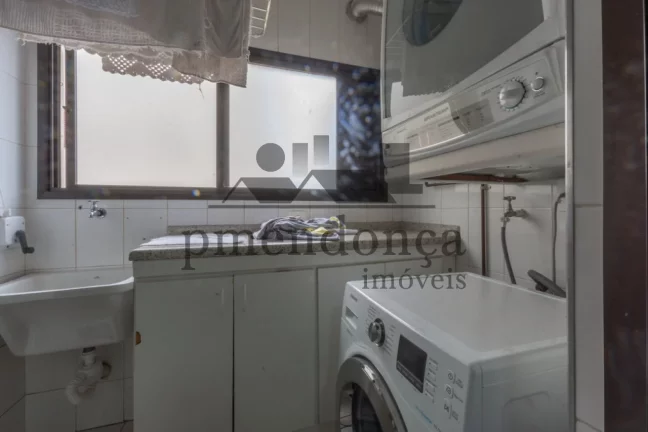 Imagem Apartamento em Pinheiros com 3 quartos( 1 sui­te ) e 2 vagas, 95m²