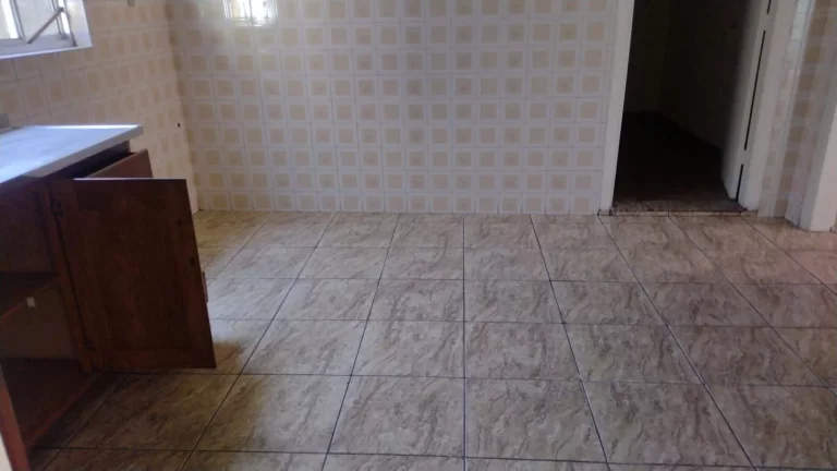 Imagem CASA TERREA COM EDICULA E TARRAÇO RENDA EXTRA